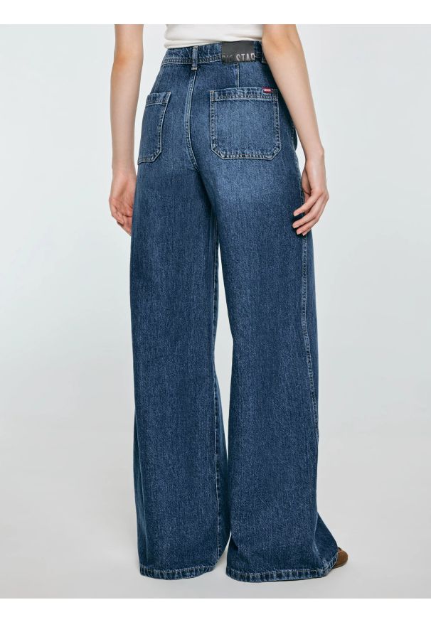 Big-Star - Jeansy damskie z szeroką nogawką niebieskie Celin 492. Stan: podwyższony. Kolor: niebieski. Sezon: lato. Styl: klasyczny, rockowy, retro