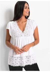 bonprix - Shirt z koronką w dekolcie. Kolor: biały. Materiał: koronka. Wzór: koronka #1