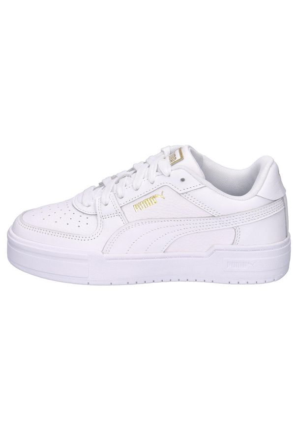 Buty do chodzenia damskie Puma California Pro Classic Ii. Zapięcie: sznurówki. Kolor: biały. Materiał: skóra, materiał, syntetyk, tkanina, guma. Szerokość cholewki: normalna. Sport: turystyka piesza
