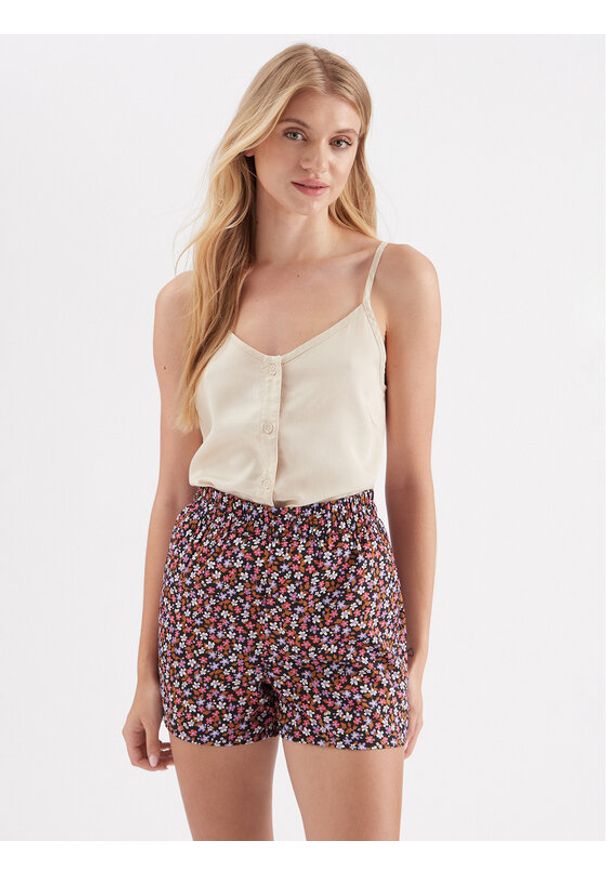 only - ONLY Top 15295604 Beżowy Cropped Fit. Kolor: beżowy. Materiał: lyocell