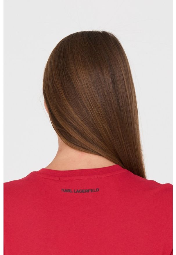 Karl Lagerfeld - KARL LAGERFELD Czerwony t-shirt z kotem. Kolor: czerwony