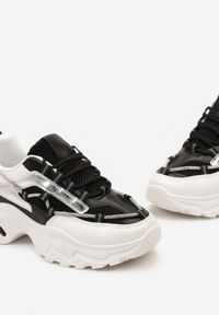 Renee - Czarno-Białe Sneakersy z Metalicznymi Wstawkami na Niskiej Platformie z Ozdobnym Sznurkiem Oiriema. Zapięcie: pasek. Kolor: czarny. Obcas: na platformie #3