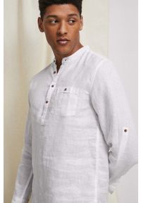 medicine - Medicine koszula lniana męska kolor biały regular ze stójką. Typ kołnierza: kołnierzyk stójkowy. Kolor: biały. Materiał: len. Długość rękawa: długi rękaw. Długość: krótkie. Wzór: gładki #1