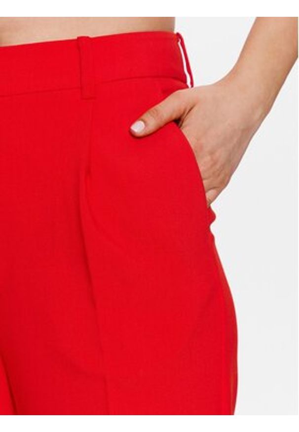Bruuns Bazaar Spodnie materiałowe Cindysus BBW2595 Czerwony Slim Fit. Kolor: czerwony. Materiał: syntetyk, wiskoza