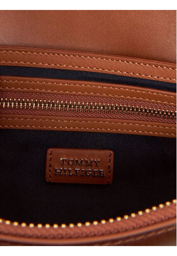 TOMMY HILFIGER - Tommy Hilfiger Torebka Heritage Leather Conv Cross BAW0AW17400 Brązowy. Kolor: brązowy. Materiał: skórzane