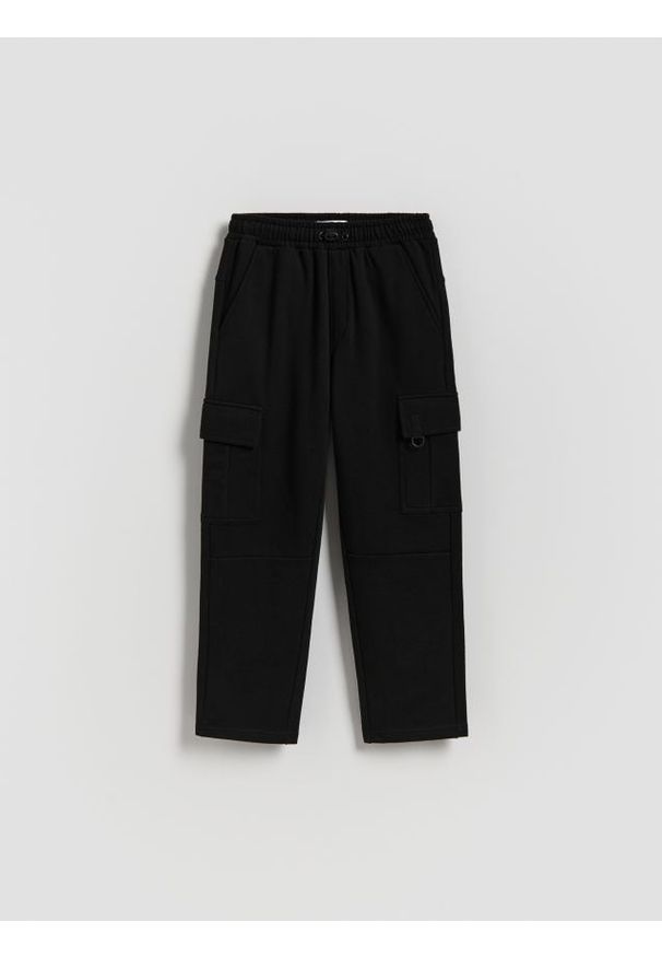 Reserved - Bawełniane spodnie cargo - czarny. Kolor: czarny. Materiał: bawełna