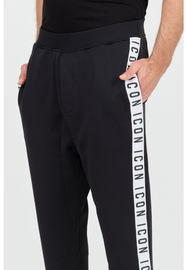 DSQUARED2 Czarne męskie spodnie dresowe Relax Dan Fit, Rozmiar XXL. Kolor: czarny. Materiał: dresówka