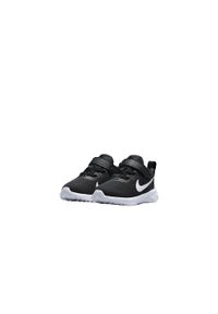Buty do biegania niemowlęce Nike Revolution 6 NN. Zapięcie: rzepy. Kolor: czarny. Materiał: materiał, syntetyk, tkanina. Szerokość cholewki: normalna. Model: Nike Revolution