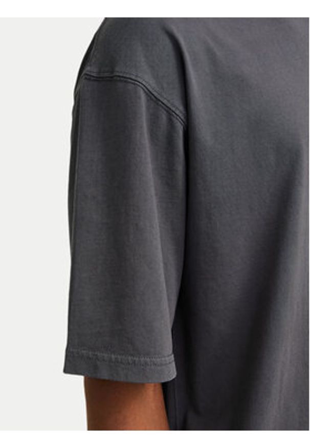 Jack & Jones - Jack&Jones T-Shirt Charge 12268270 Szary Oversize. Kolor: szary. Materiał: bawełna
