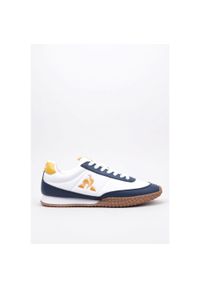 Le Coq Sportif - Buty do chodzenia męskie Le coq sportif 2310329. Zapięcie: sznurówki. Kolor: biały. Materiał: skóra, materiał. Szerokość cholewki: normalna. Sport: turystyka piesza
