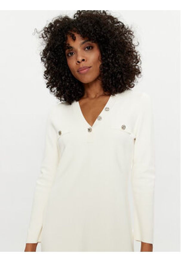 TwinSet - TWINSET Sukienka dzianinowa 241TP3094 Écru Regular Fit. Materiał: wiskoza