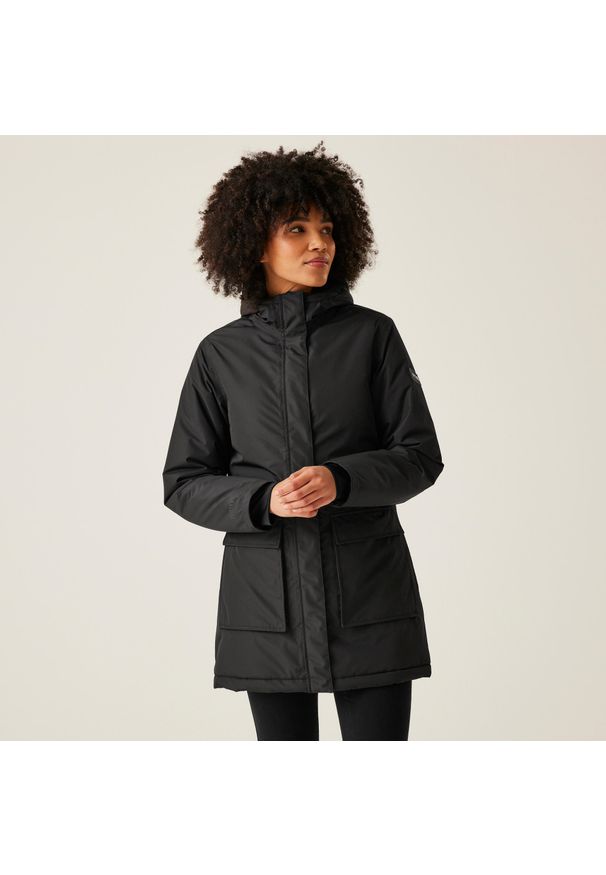 Kurtka przeciwdeszczowa z kapturem damska Regatta Voltera. Typ kołnierza: kaptur. Kolor: czarny. Sport: turystyka piesza
