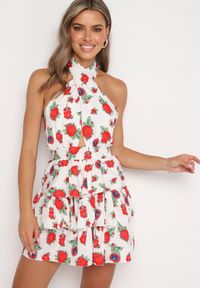 Born2be - Biała Sukienka Wiązana na Szyi w Kwiatowy Print z Falbankami Virivia. Typ kołnierza: kołnierz z falbankami. Kolor: biały. Materiał: jeans. Wzór: nadruk, kwiaty. Styl: elegancki #1