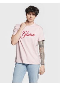 Guess T-Shirt 3D Embro M3GI25 K8FQ4 Różowy Regular Fit. Kolor: różowy. Materiał: bawełna #1