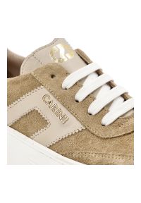 Beżowe Sneakersy Carinii Modne Obuwie Damskie Na Platformie. Okazja: na spacer, na co dzień. Kolor: beżowy. Materiał: zamsz. Obcas: na platformie. Styl: elegancki, casual #3