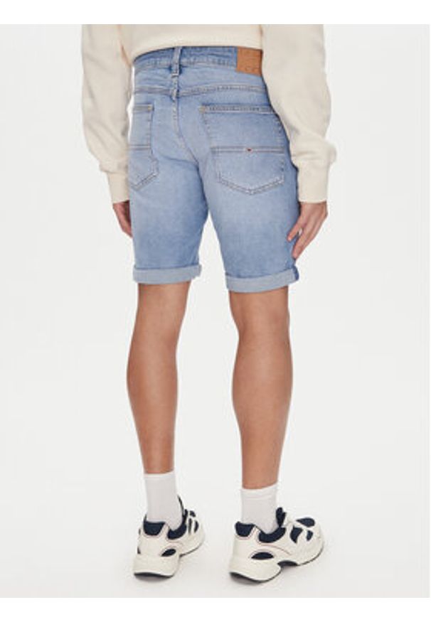 Tommy Jeans Szorty jeansowe Ronnie DM0DM20962 Niebieski Slim Fit. Kolor: niebieski. Materiał: bawełna
