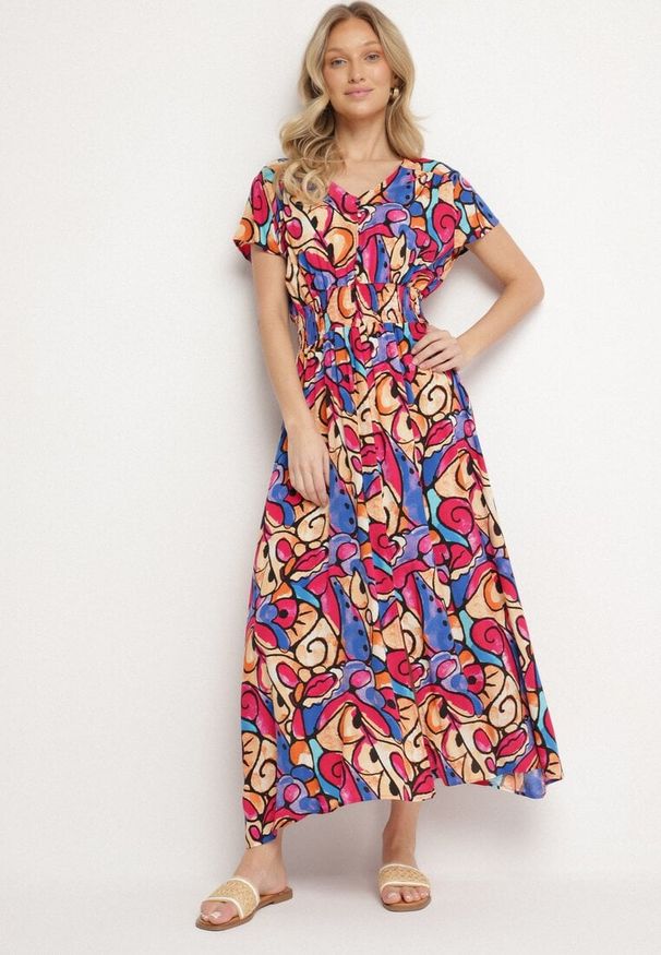 Born2be - Różowa Bawełniana Sukienka z Abstrakcyjnym Wzorem Emilisse. Okazja: na co dzień. Kolor: różowy. Materiał: bawełna. Styl: klasyczny, casual