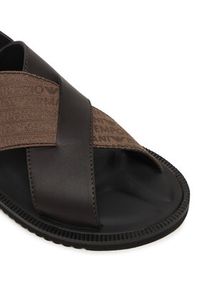Emporio Armani Sandały EM004323 AF25617 M6354 Brązowy. Kolor: brązowy. Materiał: skóra #3