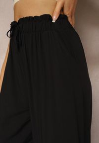 Renee - Czarne Spodnie Karrill. Kolor: czarny. Materiał: wiskoza. Długość: długie. Sezon: lato. Styl: elegancki #3