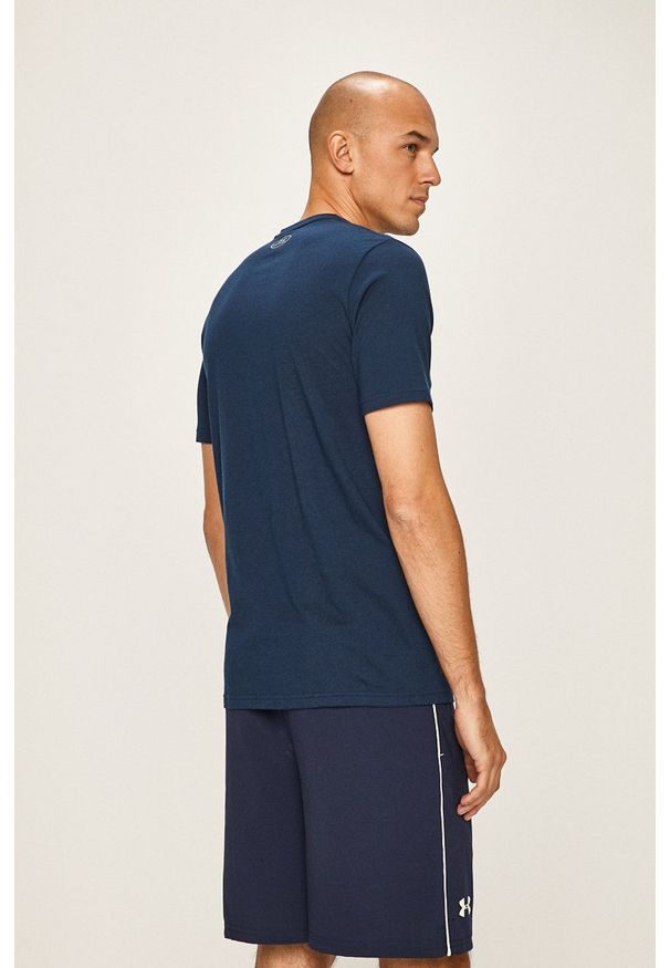 Under Armour - T-shirt. Okazja: na co dzień. Kolor: niebieski. Materiał: materiał. Wzór: nadruk. Styl: casual