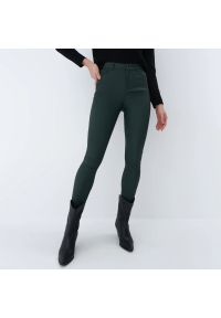 Mohito - Woskowane spodnie skinny - Zielony. Kolor: zielony #1