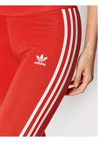 Adidas - adidas Legginsy adicolor Classics 3-Stripes HD2348 Czerwony Tight Fit. Kolor: czerwony. Materiał: bawełna