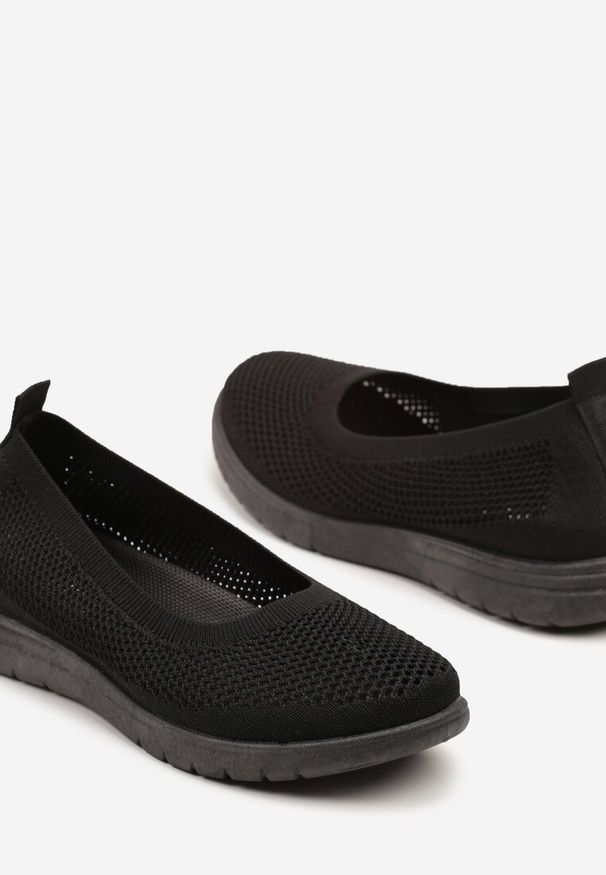 Born2be - Czarne Tenisówki z Siateczkową Cholewką Avisela. Okazja: na spacer, na co dzień. Kolor: czarny. Materiał: jeans. Szerokość cholewki: normalna. Sezon: wiosna. Styl: casual