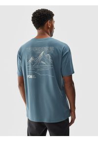 4f - 4F T-shirt oversize z nadrukiem męski - granatowy S. Okazja: na co dzień. Kolor: niebieski. Materiał: bawełna, jersey, dzianina. Długość rękawa: krótki rękaw. Długość: krótkie. Wzór: nadruk. Styl: sportowy, klasyczny, casual