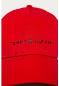 TOMMY HILFIGER - Tommy Hilfiger - Czapka. Kolor: czerwony. Materiał: tkanina, bawełna. Wzór: aplikacja #2
