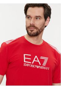 EA7 Emporio Armani T-Shirt 3DPT29 PJULZ 1461 Czerwony Regular Fit. Kolor: czerwony. Materiał: syntetyk, bawełna