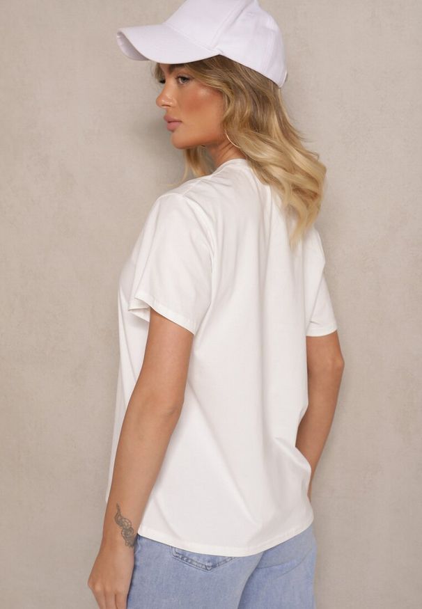 Renee - Biały Bawełniany T-shirt z Napisem z Cekinami Marivinna. Okazja: na co dzień. Kolor: biały. Materiał: bawełna. Wzór: napisy. Styl: klasyczny, elegancki, casual