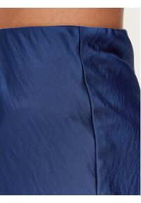 YAS Spódnica midi 26024213 Granatowy Regular Fit. Kolor: niebieski. Materiał: syntetyk