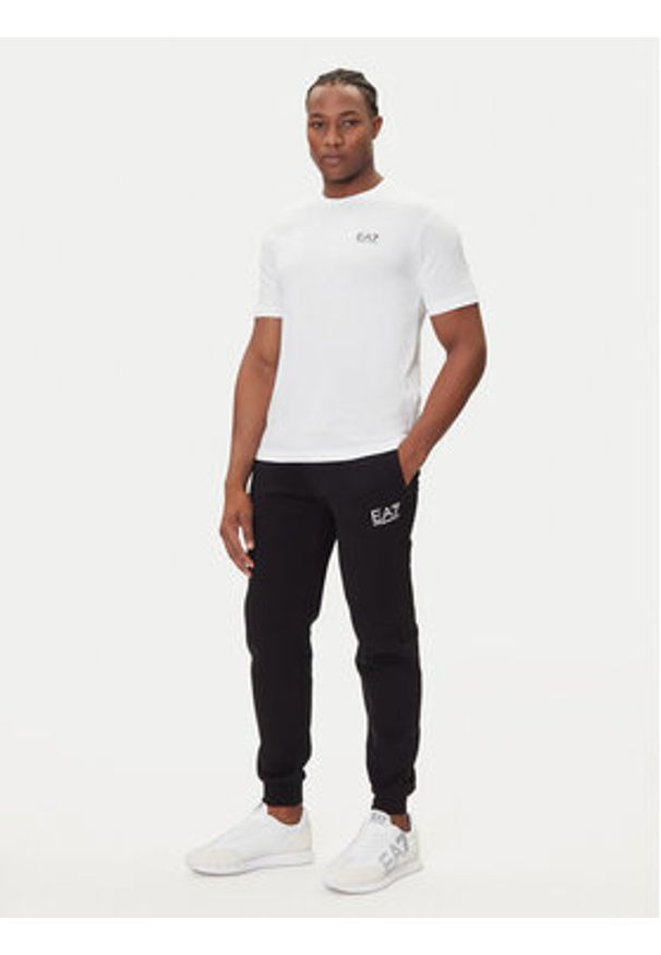 EA7 Emporio Armani T-Shirt 7M000567 AF10375 M0003 Biały Regular Fit. Kolor: biały. Materiał: bawełna