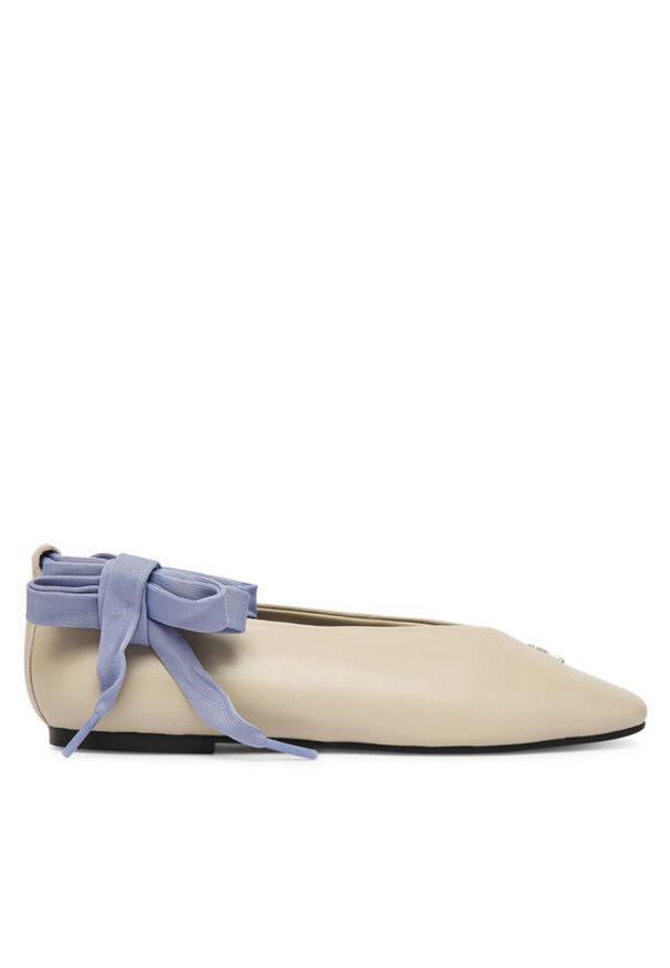 Tommy Jeans Baleriny Tjw Ballerina With Laces EN0EN02939 Écru. Kolor: kremowy. Materiał: skóra