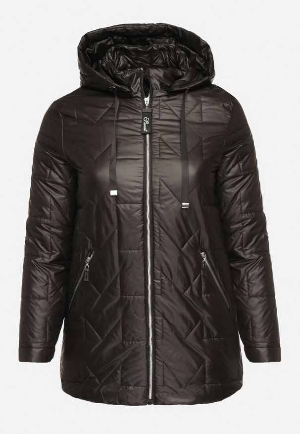 Born2be - Czarna Pikowana Kurtka Ozdobiona Pikowaniem z Odpinanym Kapturem Falerosa. Okazja: na spacer, na co dzień. Kolekcja: plus size. Kolor: czarny. Materiał: jeans. Wzór: aplikacja. Styl: casual