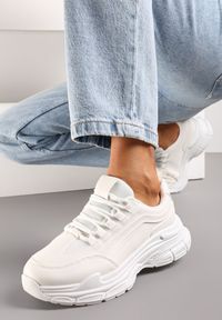 Renee - Białe Casualowe Sneakersy z Ekoskóry z Ozdobnymi Wstawkami i Sznurowaniem Melindia. Okazja: na co dzień. Kolor: biały #3