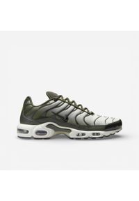 Nike Air Max Plus Sequoia Cargo Khaki. Kolor: zielony. Model: Nike Air Max. Sport: turystyka piesza #1