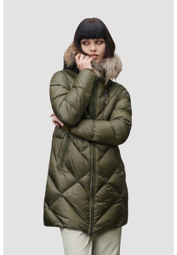 Blauer USA - BLAUER Zielona damska kurtka Althea Raincoat Long Jackets, Rozmiar L. Kolor: zielony. Materiał: puch, materiał. Długość rękawa: długi rękaw. Długość: długie