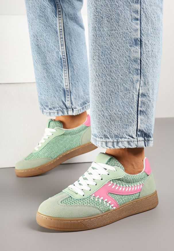 Born2be - Jasnozielone Sneakersy Kultowe Tenisówki z Ozdobnymi Przeszyciami i Tweedem Koriarea. Okazja: na co dzień. Kolor: zielony. Materiał: jeans