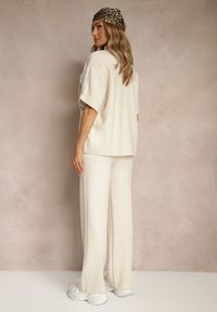 Renee - Jasnobeżowy Komplet Oversize z Dzianiny z Wiskozą T-shirt i Spodnie o Szerokim Kroju Linneathra. Kolor: beżowy. Materiał: wiskoza, dzianina