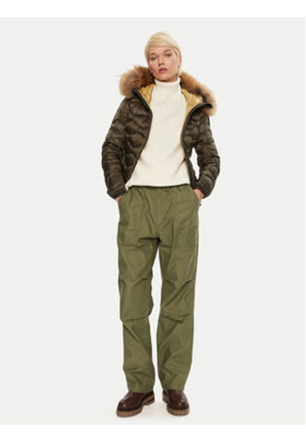 Blauer Kurtka puchowa 24WBLDC03048 Zielony Regular Fit. Kolor: zielony. Materiał: syntetyk