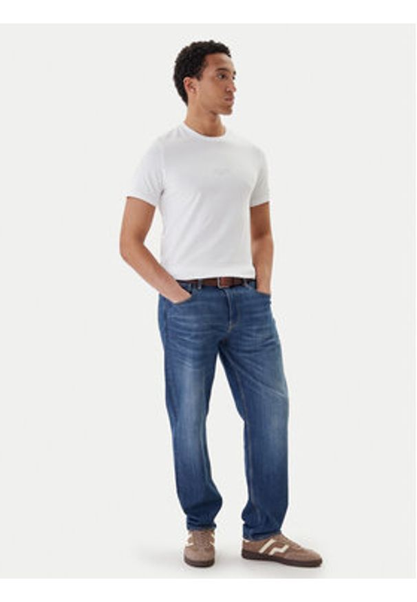 Guess T-Shirt M2YI72 I3Z14 Biały Slim Fit. Kolor: biały. Materiał: bawełna