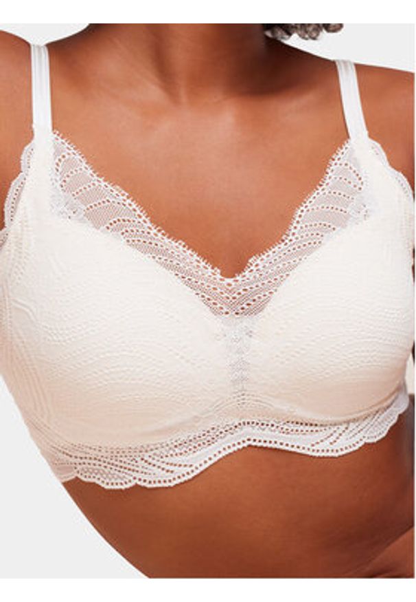 Triumph Biustonosz bezfiszbinowy Lift Smart P EX 10215939 Écru. Materiał: syntetyk