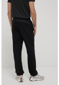 Reebok Classic spodnie HB5957 męskie kolor czarny proste. Kolor: czarny. Materiał: poliester. Wzór: aplikacja #4