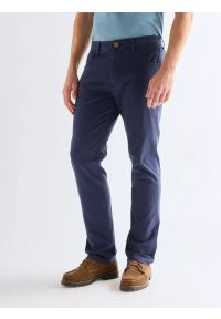 Wrangler - MĘSKIE SPODNIE WRANGLER GREENSBORO NAVY 112378468 #1
