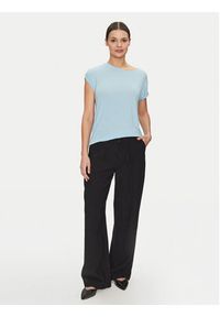 Vero Moda T-Shirt Ava 10284468 Niebieski Regular Fit. Kolor: niebieski. Materiał: lyocell