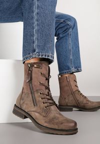 Born2be - Brązowe Botki Workery ze Sznurowaniem i Zapięciem na Suwak Vemida. Okazja: na co dzień. Zapięcie: sznurówki. Kolor: brązowy. Materiał: jeans. Obcas: na obcasie. Styl: klasyczny, casual, elegancki. Wysokość obcasa: niski #3