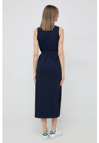 Lacoste sukienka kolor granatowy midi dopasowana. Kolor: niebieski. Materiał: dzianina. Typ sukienki: dopasowane. Długość: midi #4
