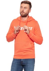 Wrangler - WRANGLER BLUZA LOGO HOODIE GLOW ORANGE W6527HY48. Typ kołnierza: kaptur #6