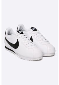 Nike Sportswear - Buty Classic Cortez. Nosek buta: okrągły. Kolor: biały. Materiał: syntetyk, materiał, skóra ekologiczna. Szerokość cholewki: normalna. Obcas: na obcasie. Model: Nike Cortez. Wysokość obcasa: średni, niski #5